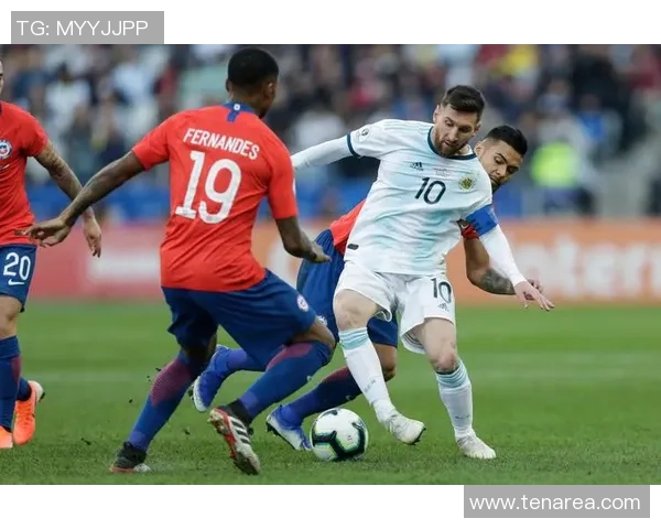 球星颠足球技巧大揭秘 学习他们如何用脚步掌控比赛节奏 球星颠足球技巧大揭秘 学习他们如何用脚步掌控比赛节奏